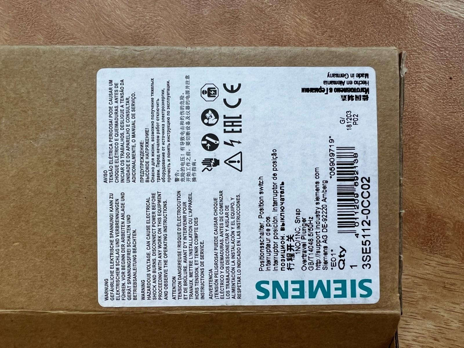 Brand New Siemens Limit Switch 3SE5112-0CC02 3SE5 112-OCCO2 (IN BOX)