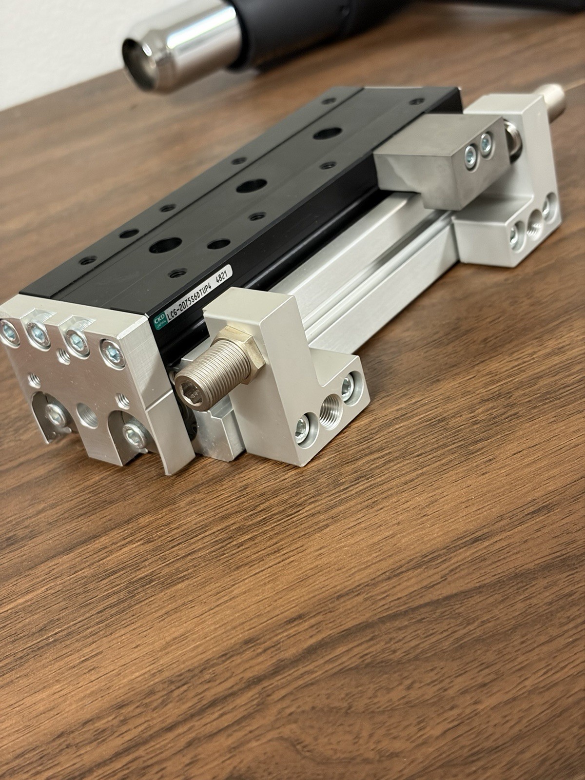 CKD LCG-20-75-S6DTUP4 Pneumatic Linear Slide Actuator Made in Japan