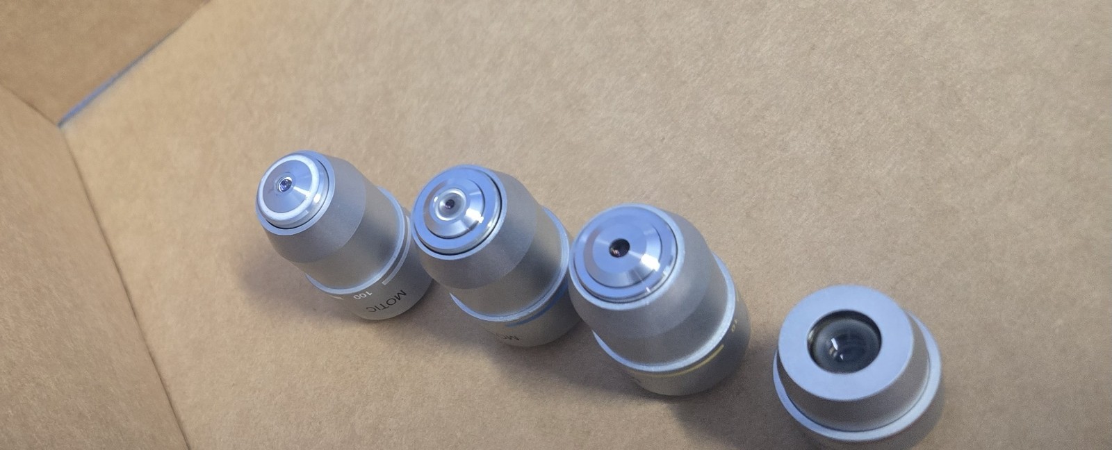 MOTIC MICROSCOPE OBJECTIVES LENS 4 X 10 X 40 X 100 X (INV06-BIND001B)
