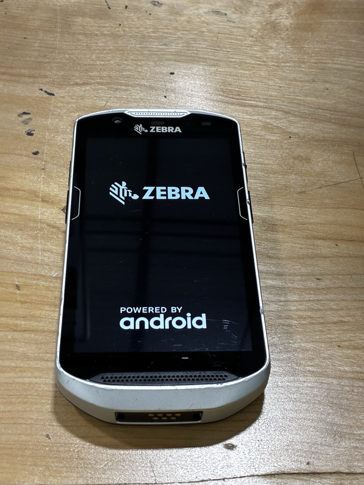 Zebra TC57 TC57HO Barcode Mobile Scanner TC57HO-1PEZU4P-25 Untested