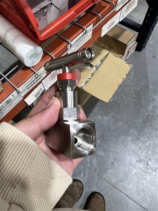 Stainless Steel Panel Mount Needle Valve – 1/2″