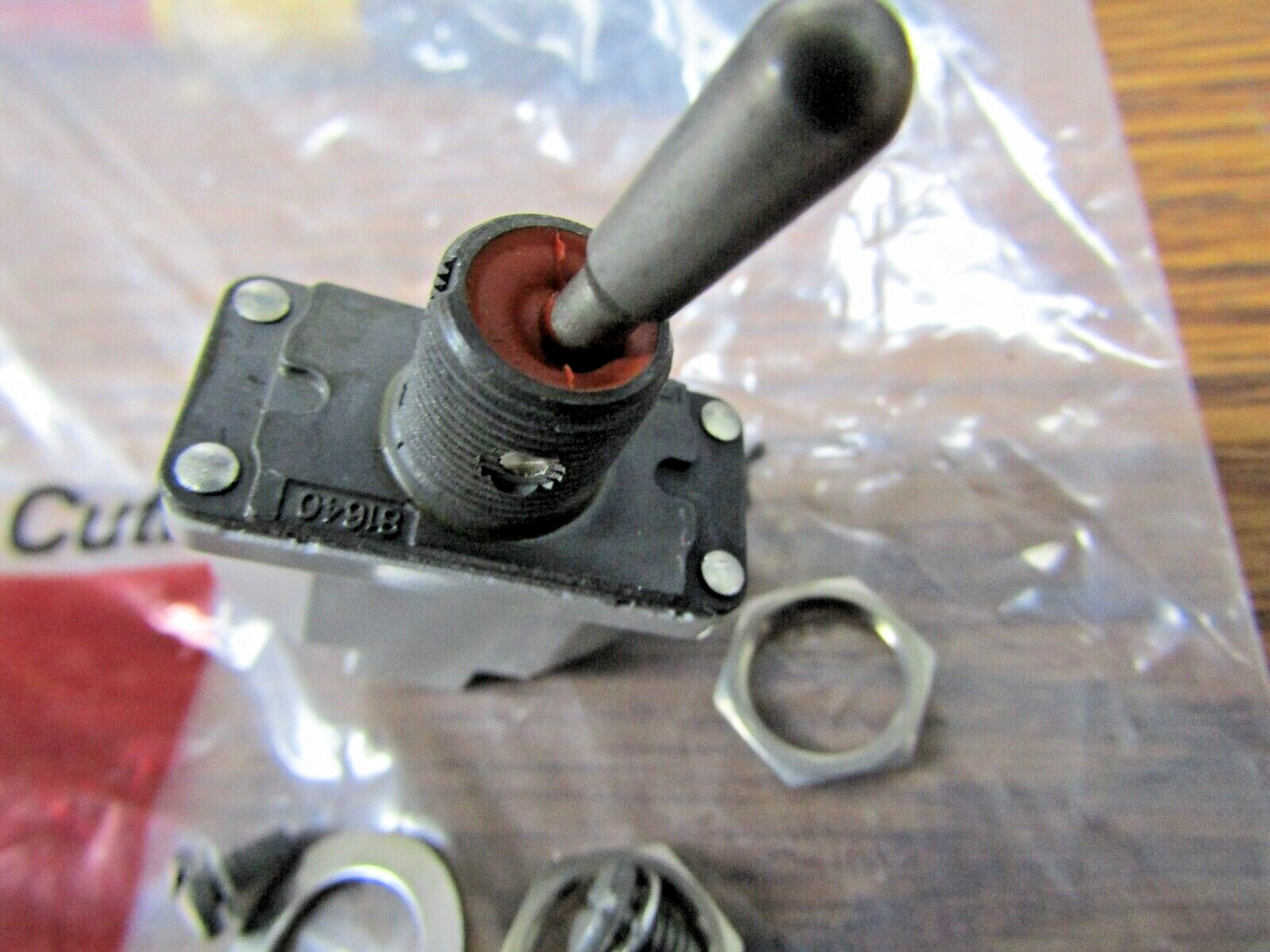 ✌️NEW CUTLER-HAMMER 8510K4 TOGGLE SWITCH SPST