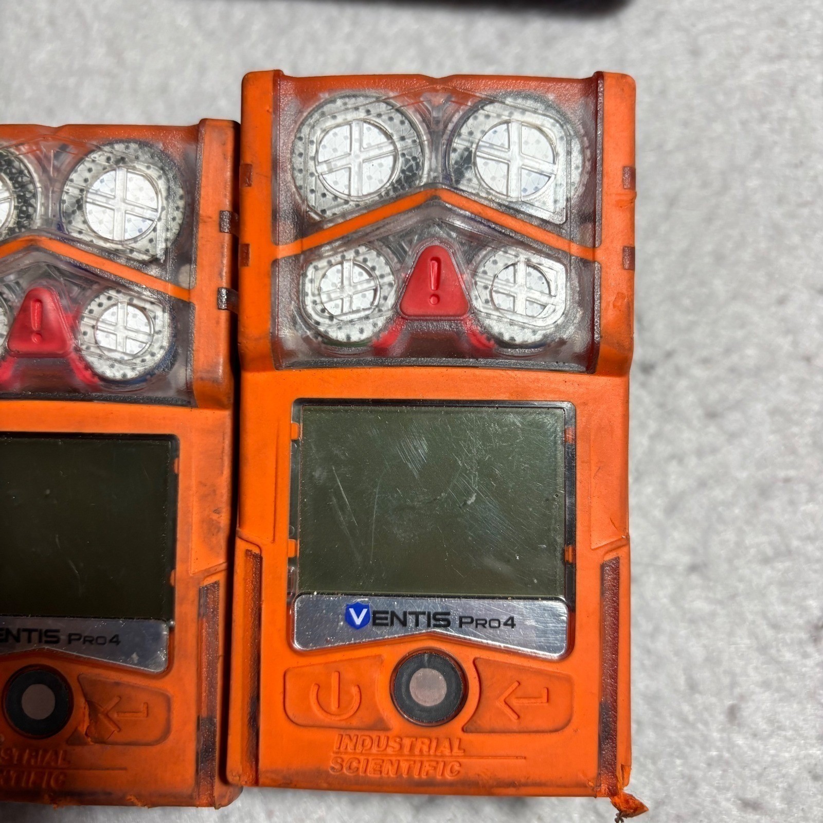 Industrial Scientific Ventis Pro 4 Multi-Gas Detector Lot of 6 with 2 Chargers