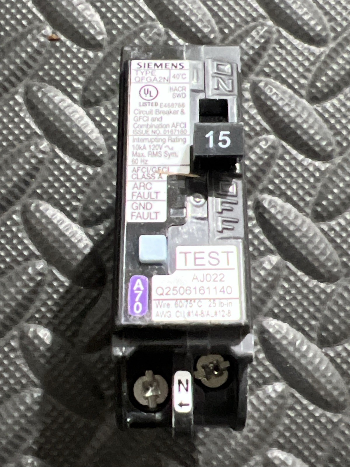 Siemens Q115DFN 15 Amp 1-Pole Dual Function (AFCI/GFCI) Plug-On Neutral