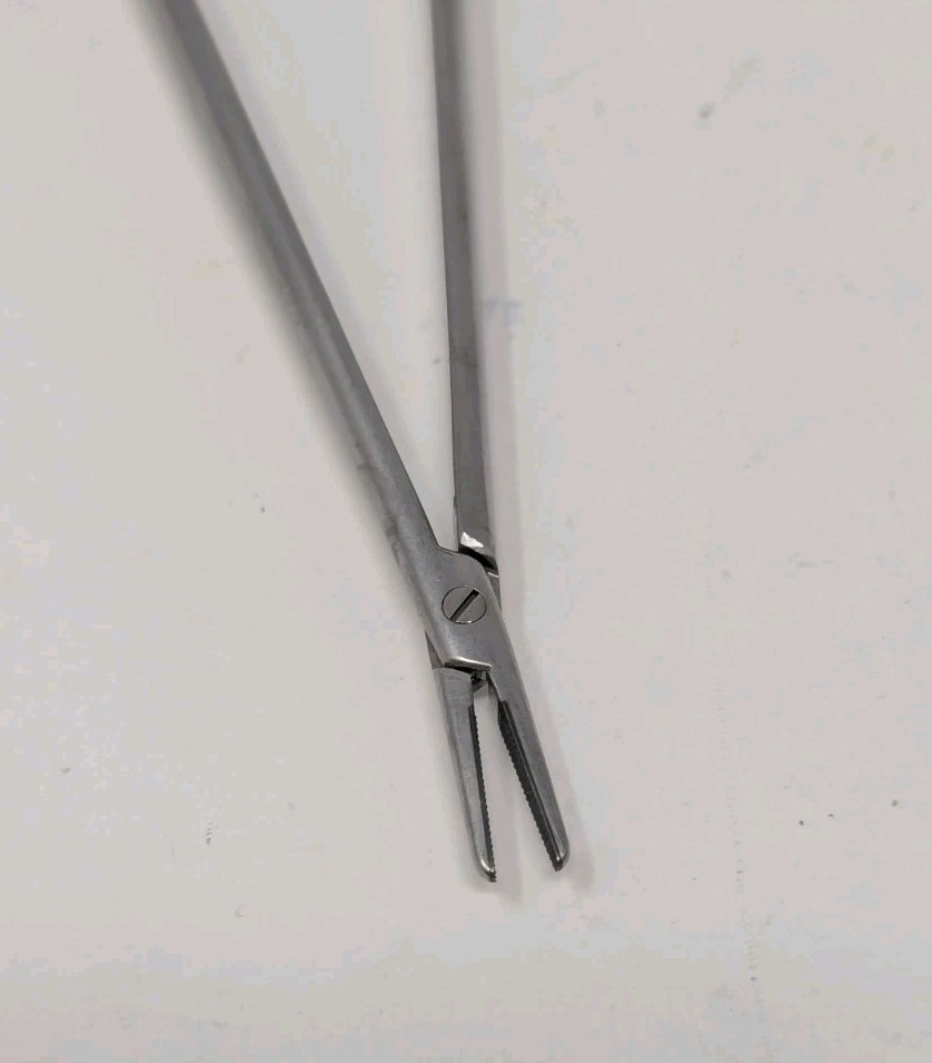 Jarit Carb-Bite 121-231 Castroviejo Needle Holders Forceps 8 1/2″