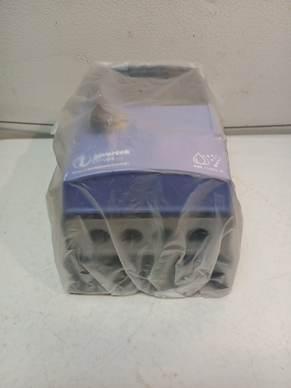 ODE-3-120043-1F1B – Invertek OptiDrive E3 – 1.0 HP VFD
