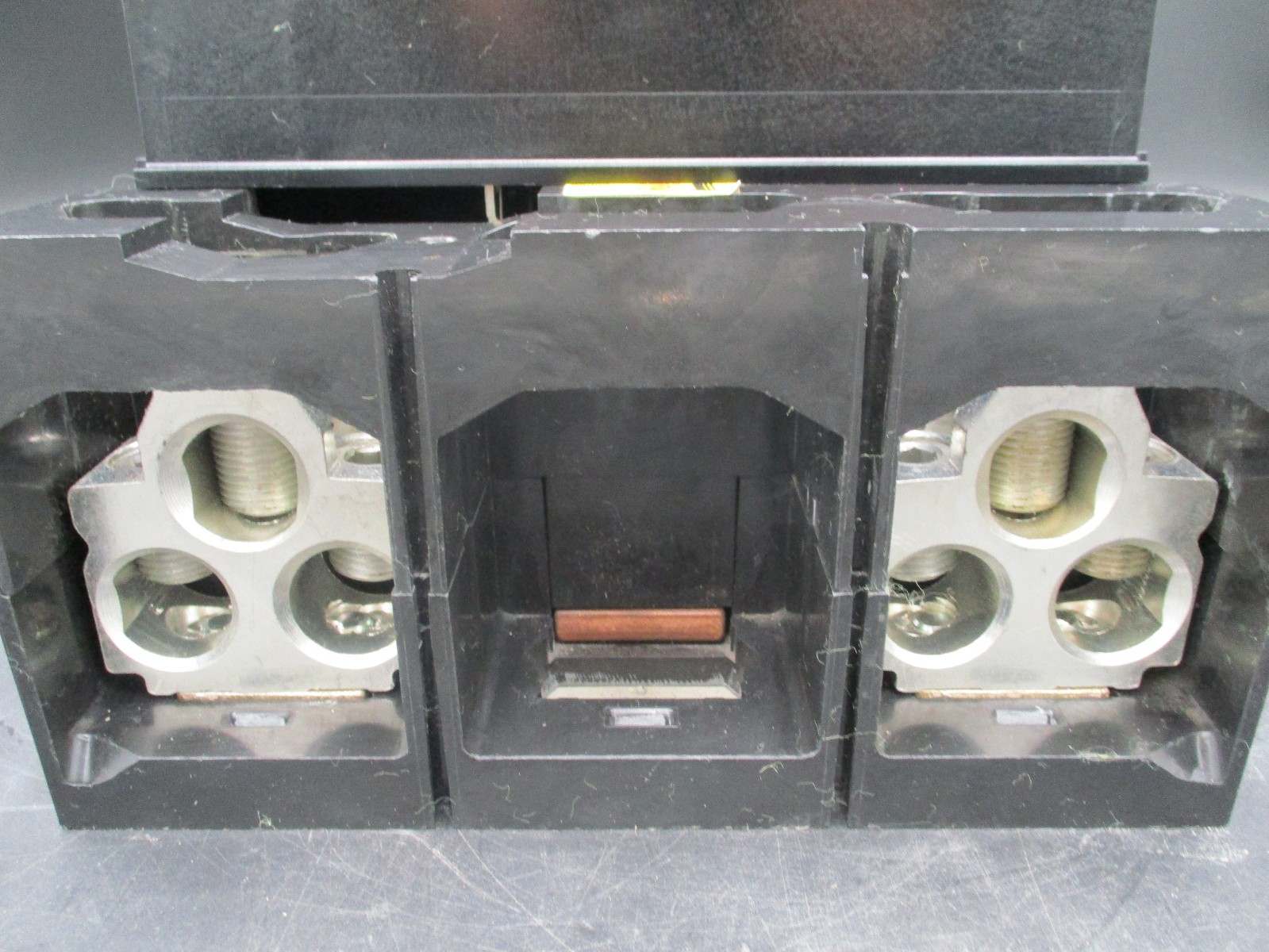 SQUARE D MGP26800 2-P 800A 600V LUG TO LUG CIRCUIT BREAKER ‘SAMEDAY SHIP’