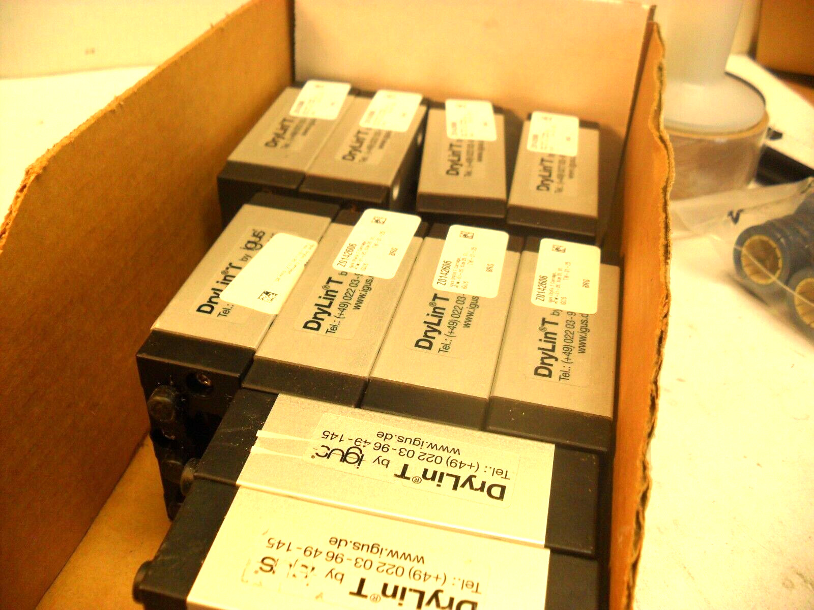 DryLin T (+49) 022 03-96 49-145 – Igus DryLin T Linear Guide System NEW