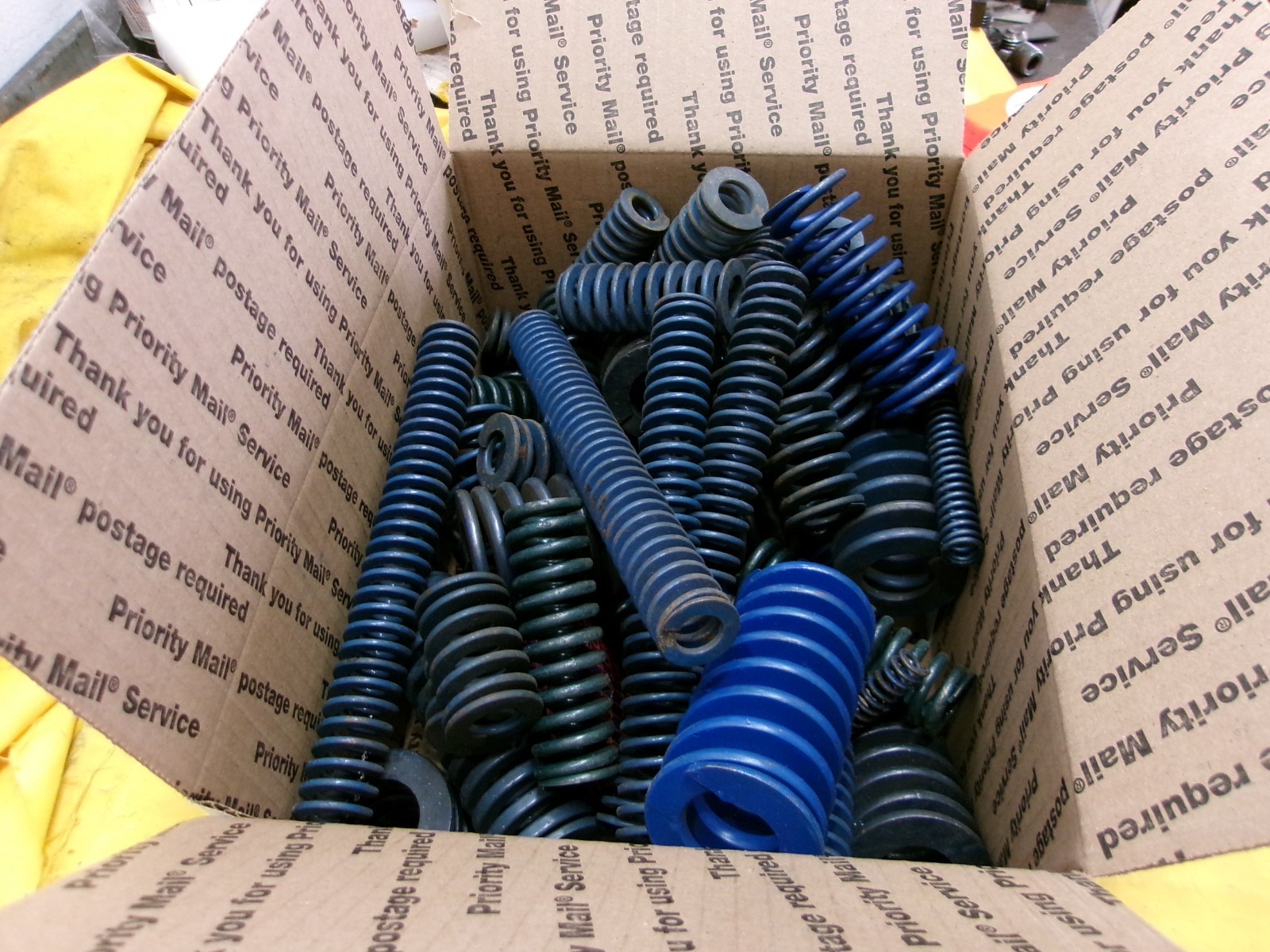 21lb MIXED LOT of NEW DIE SPRINGS tool steel knife making damascus forging metal