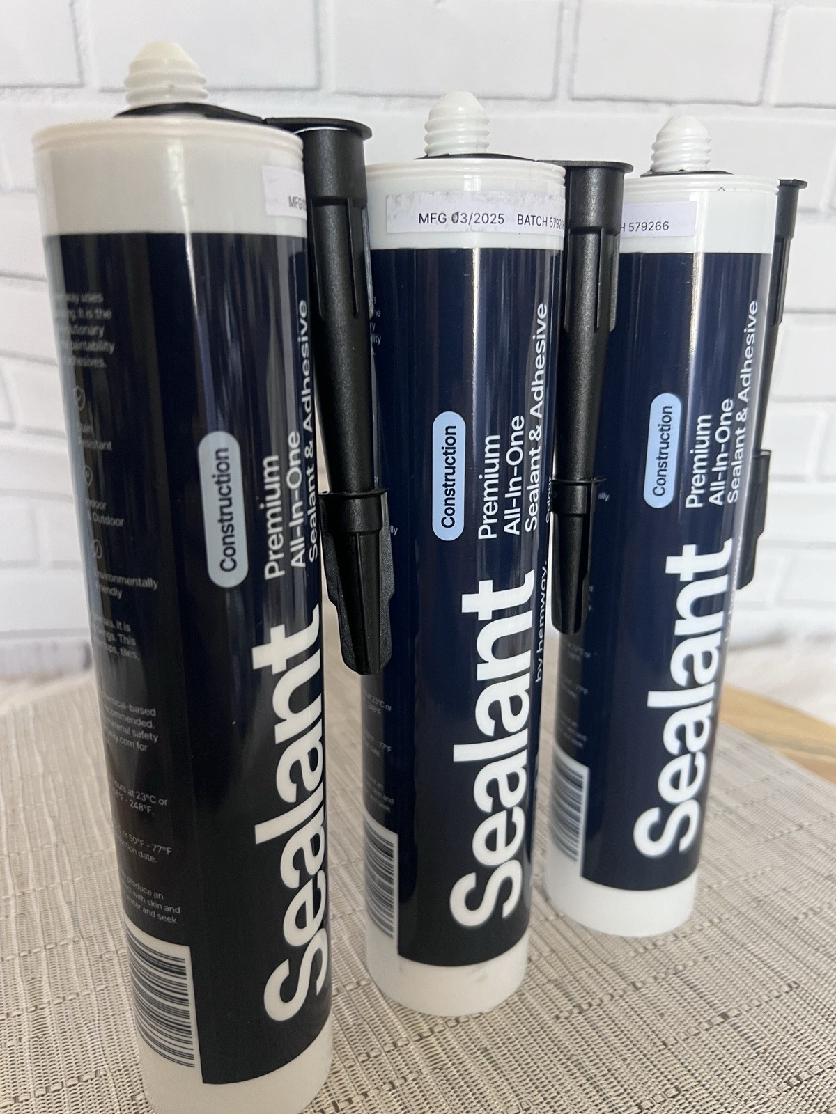 Jet Black Construction Sealant & Adhesive All-in-One Hybrid Polymer | Superio…