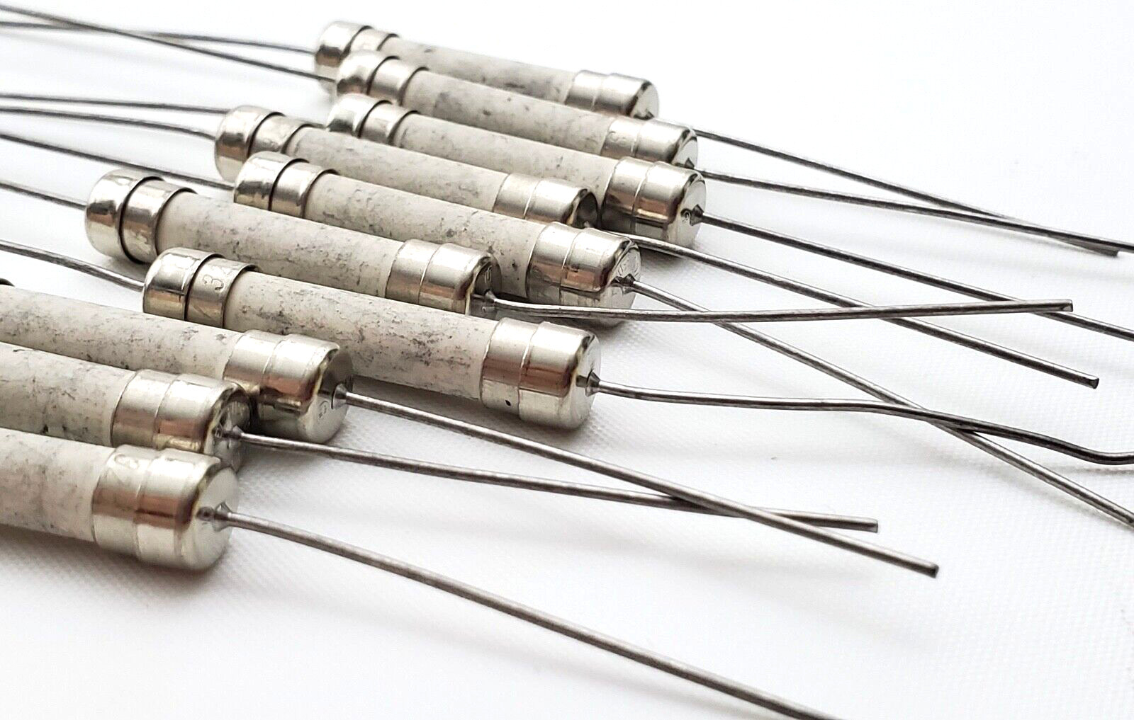 Lot of 61 Littelfuse 3AB 8A Pigtail Fuses 8 Amp 250 Volt 325008 SB/PT Vintage
