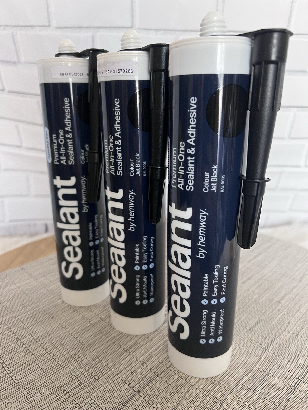 Jet Black Construction Sealant & Adhesive All-in-One Hybrid Polymer | Superio…