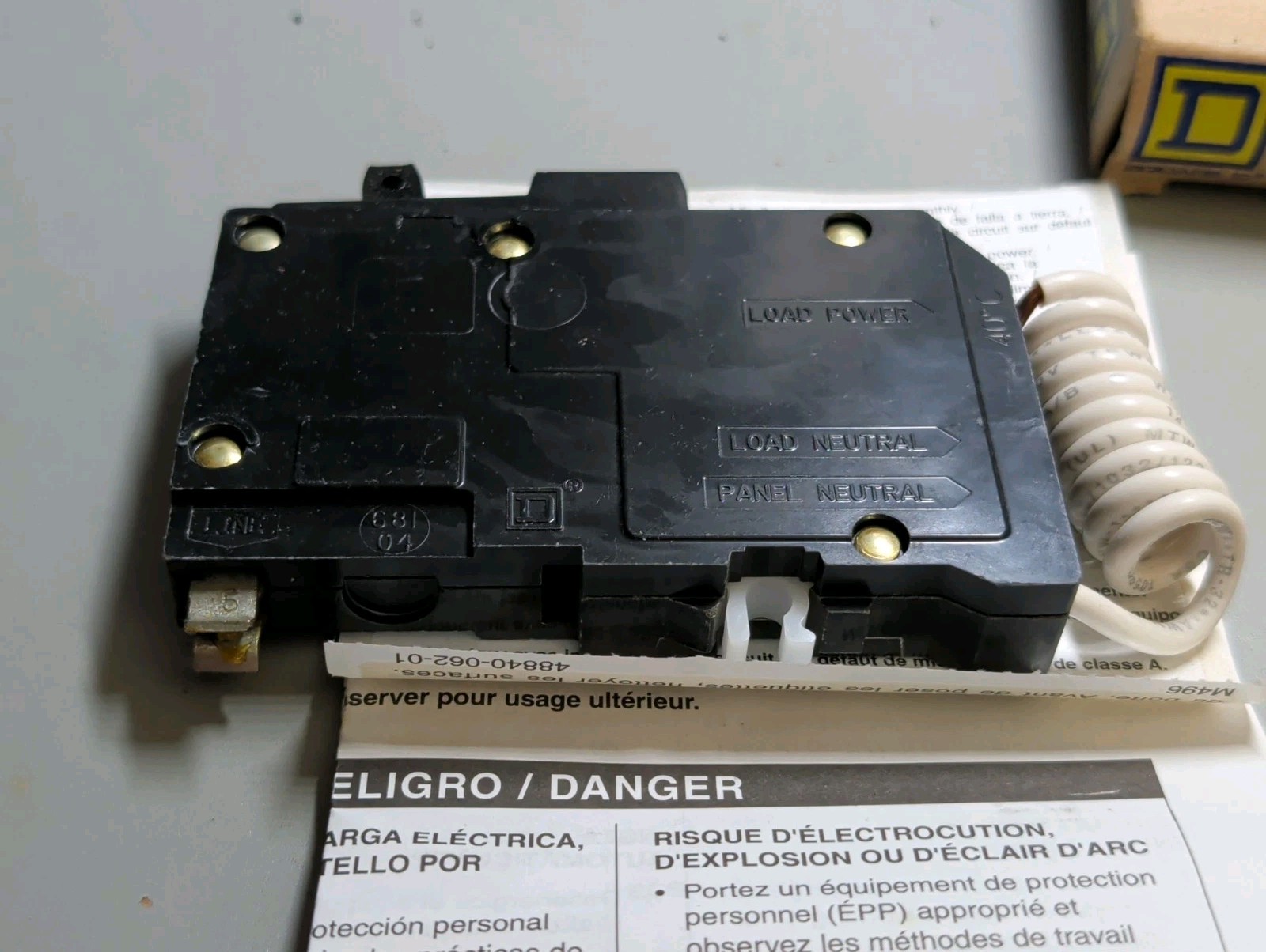 QO120GFI 20a Square D Circuit Breaker NOS w Instuctions