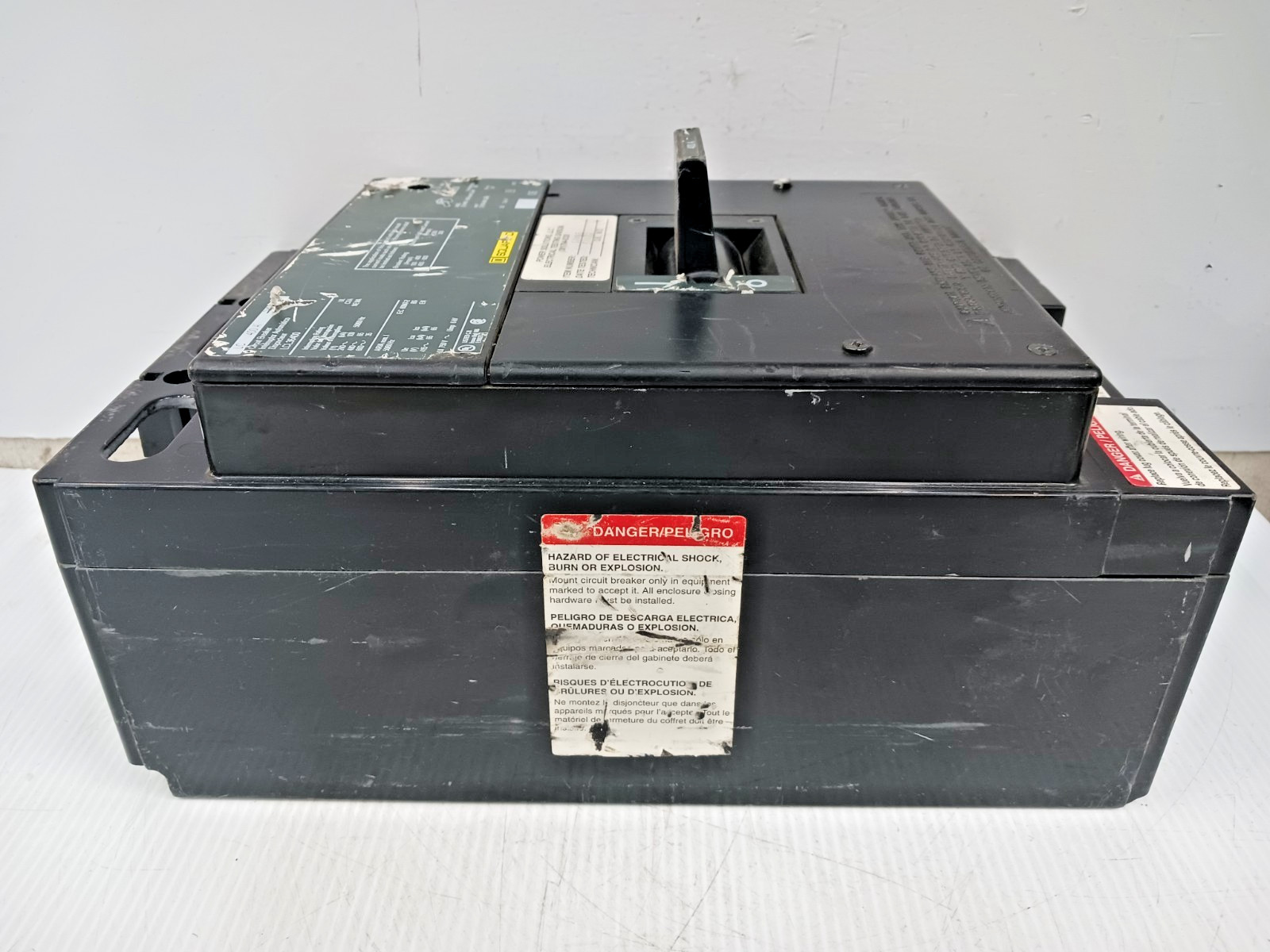Square D 400 Amp Circuit Breaker 3 Pole 600 VAC LCL36400
