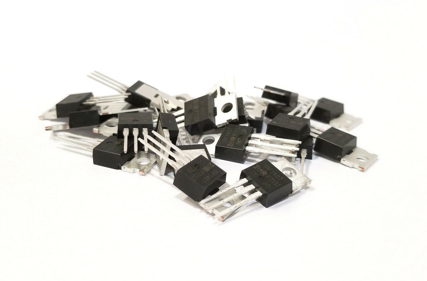 1 PIECE — IRF1407 Mosfet N-Channel 75V 130A New Original IR