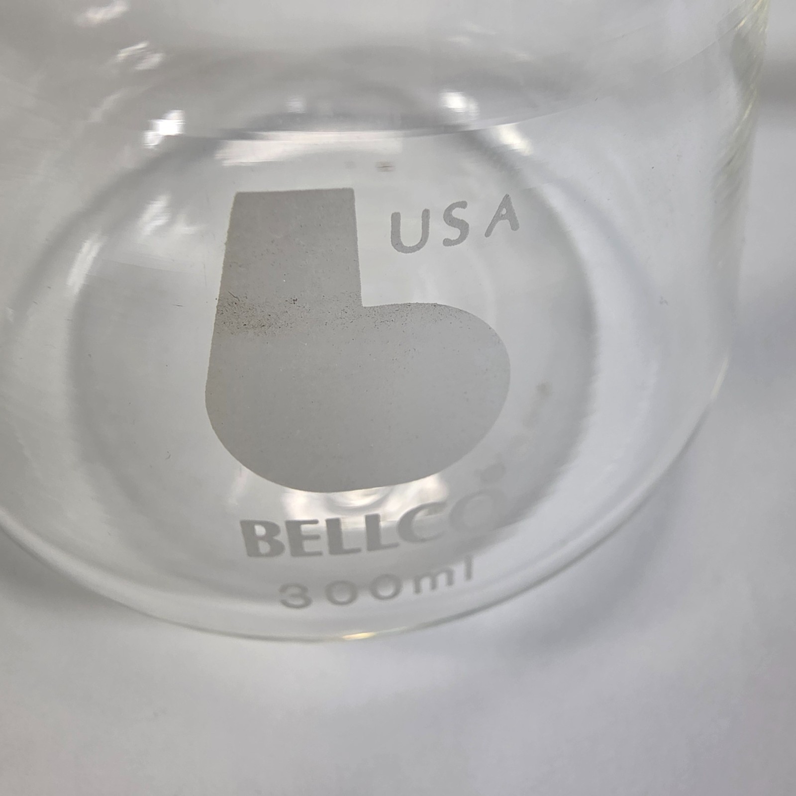 Lot of 4 Bellco 2574-14133 300mL Nephelo Culture Flasks Threaded Sidearm