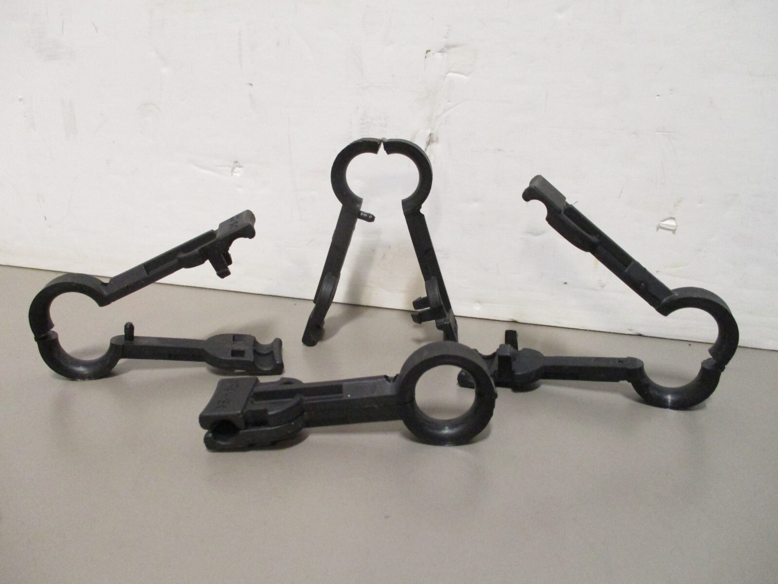 x4 Nederman MagnaTrack Control Wire Cable Hanger for Exhaust Extraction System