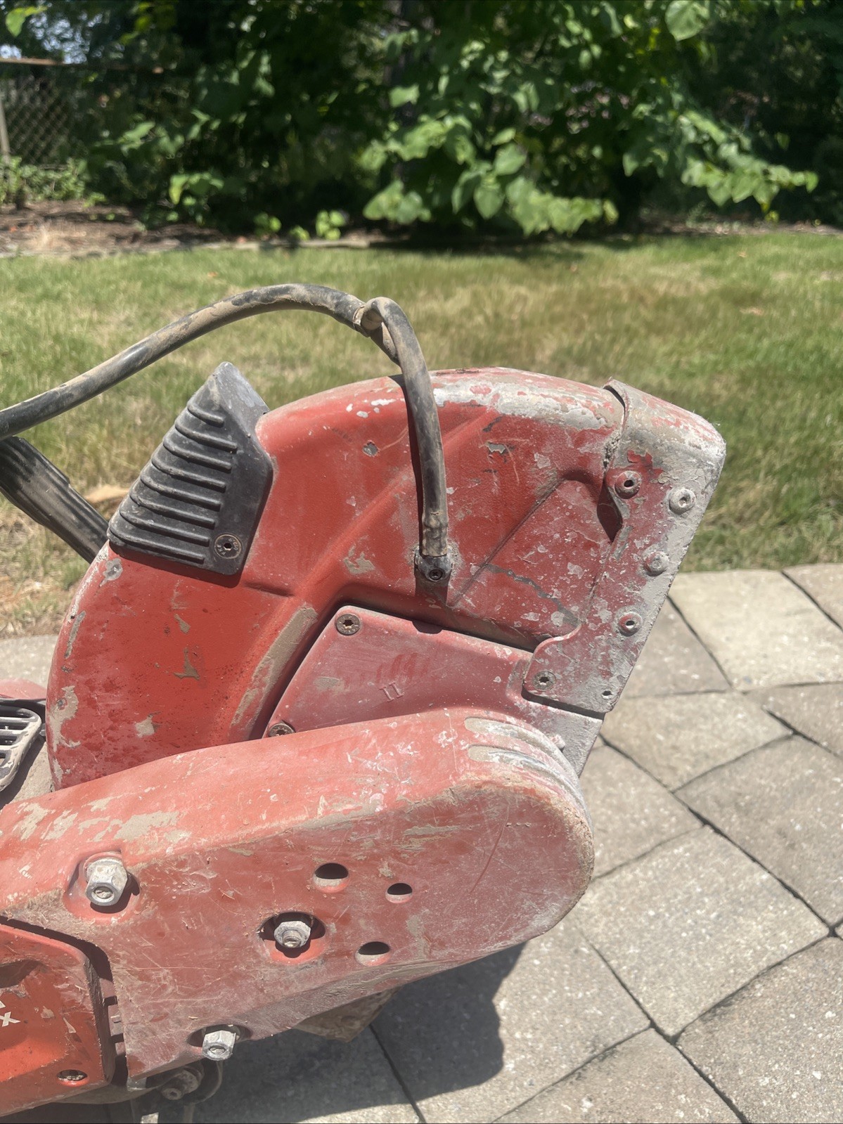 Hilti DSH 700-X Handheld Cut-Off Gasoline Concrete Saw – Used / Untested