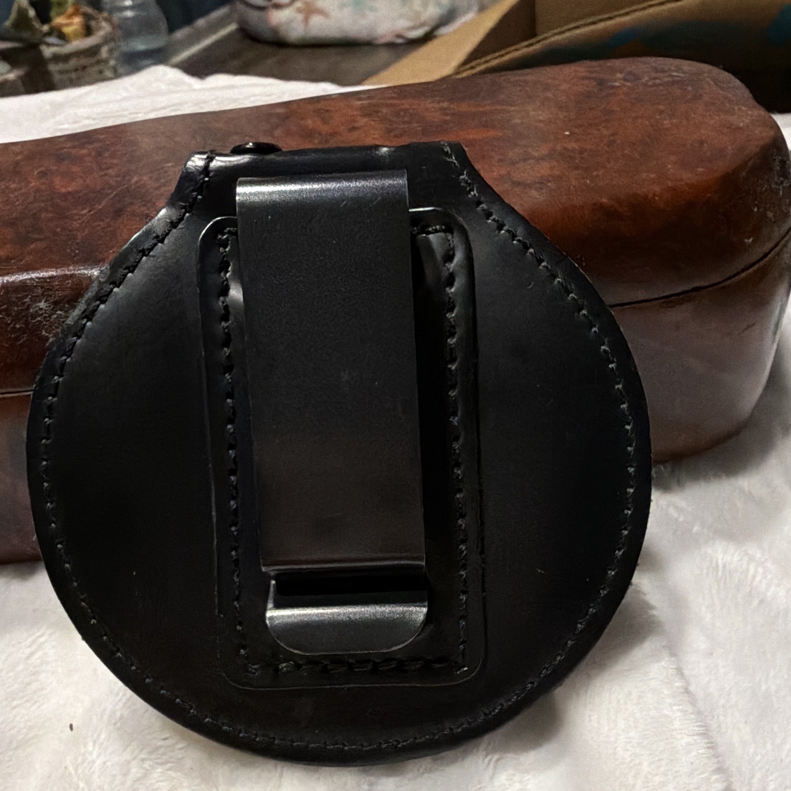 Security Officer 6-Point Star Badge w/ Black Leather Holder Clip Back
