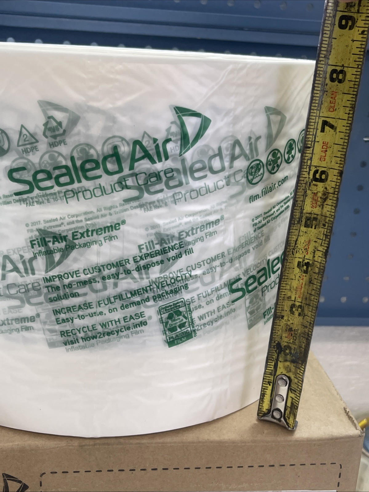 8” x 3” SEALED AIR Fill-Air Extreme Bubble Pillows Film Roll 4200’, 100930954