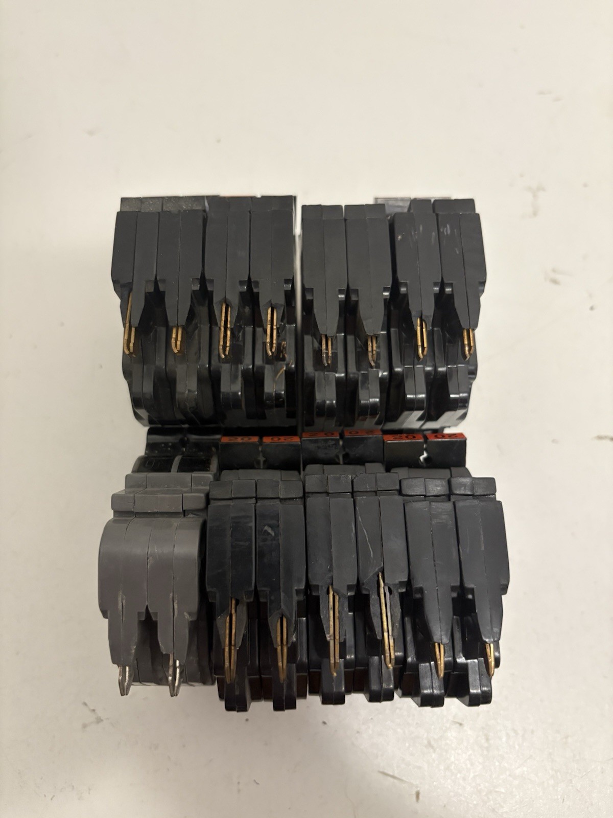 (Lot Of 8) Federal Pacific NC220 2 Pole 20 Amp Stab Lok Circuit Breaker – Flawed