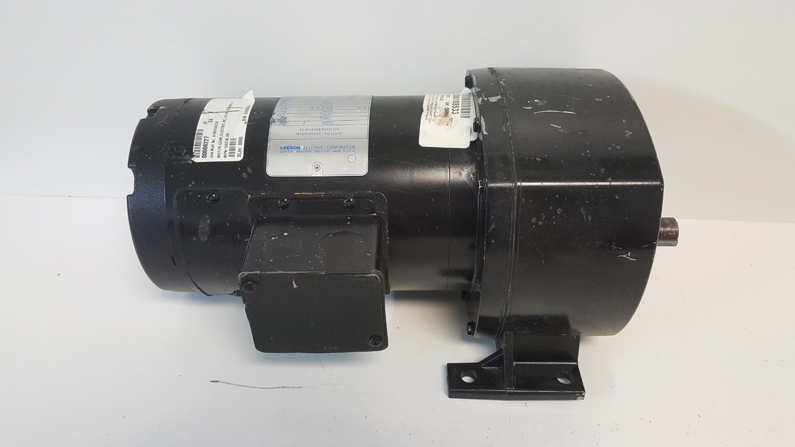 GOOD USED! LEESON 90V 1/4HP PERMANENT MAGNET D.C. GEARMOTOR 108708.00 C4D17NZ23E