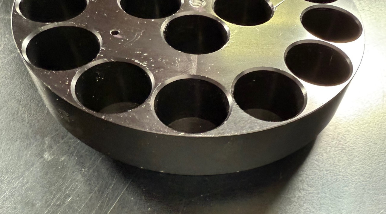 Chemglass CG-1991-01* CIRCULAR TOP HOT PLATE REACTION BLOCK 20mL Scintillation V