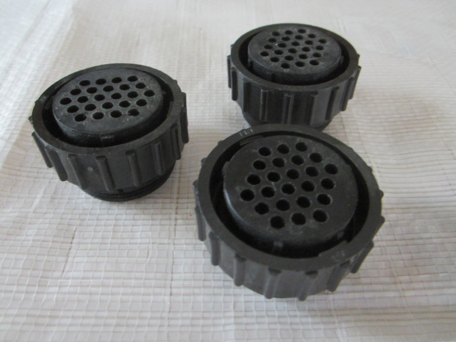 TE CONNECTIVITY 206837-1 CIRCULAR POWER CONNECTOR 24 POSITION LOT OF 3