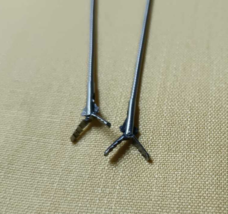 2pc Hysteroscopy Urology Flexible Grasper 5FR 60cm Reusable Surgical Instruments