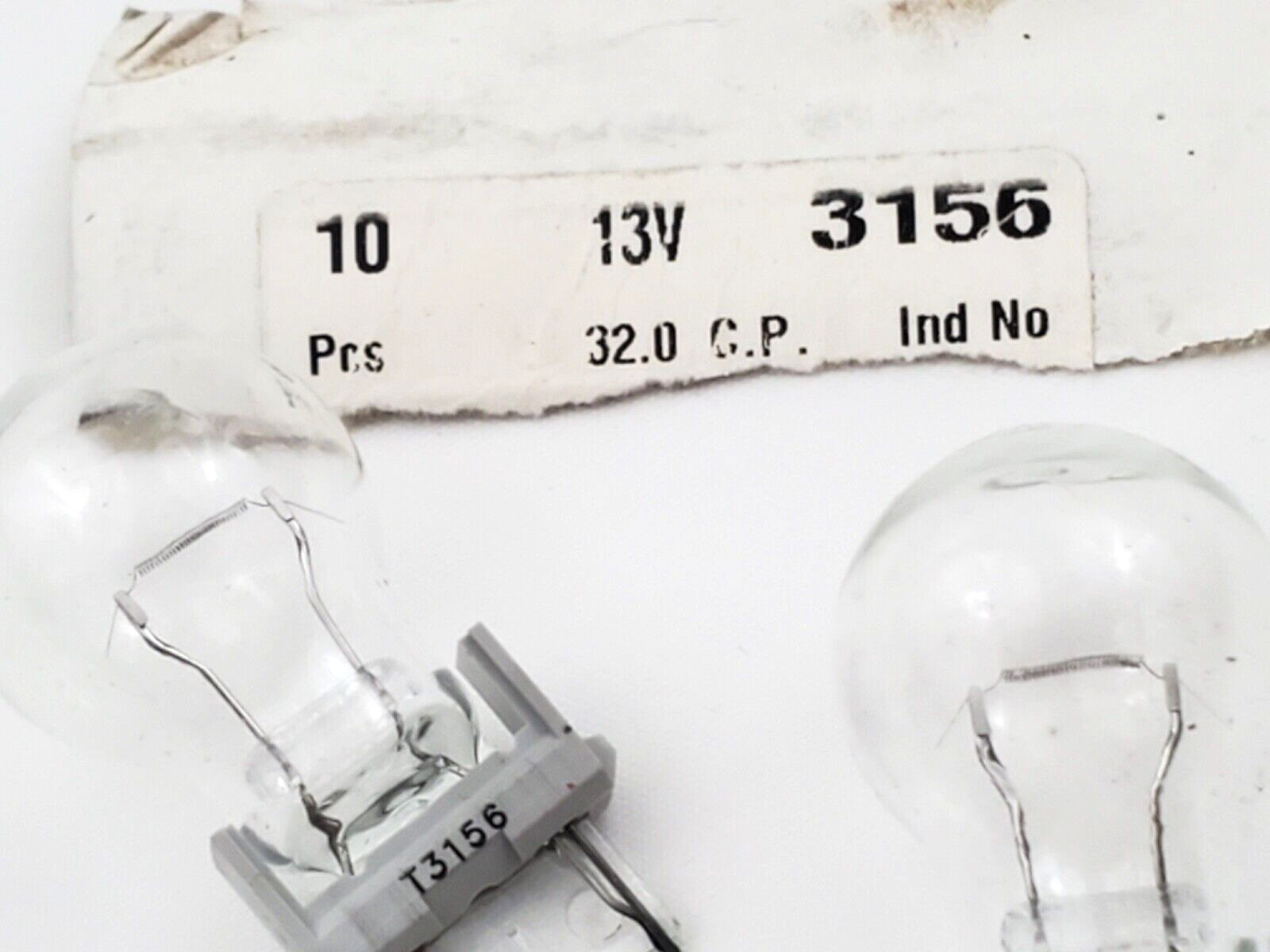 Lot of 9 Wagner 3156 13 Volt 32.0 CP Automotive Miniature Lamps