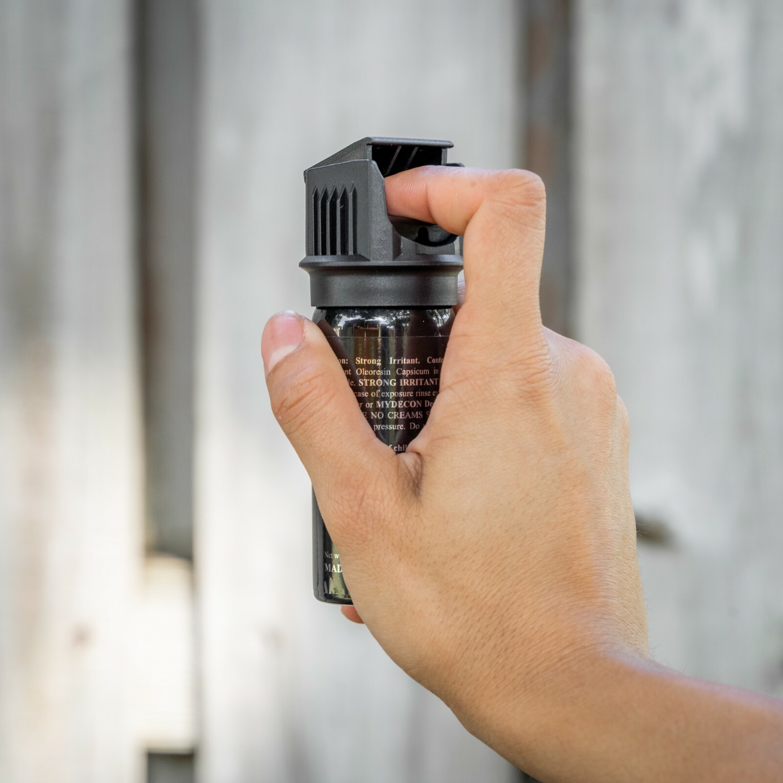 2 Police Magnum pepper spray 2 ounce Flip Top Fogger Safety Personal Defense