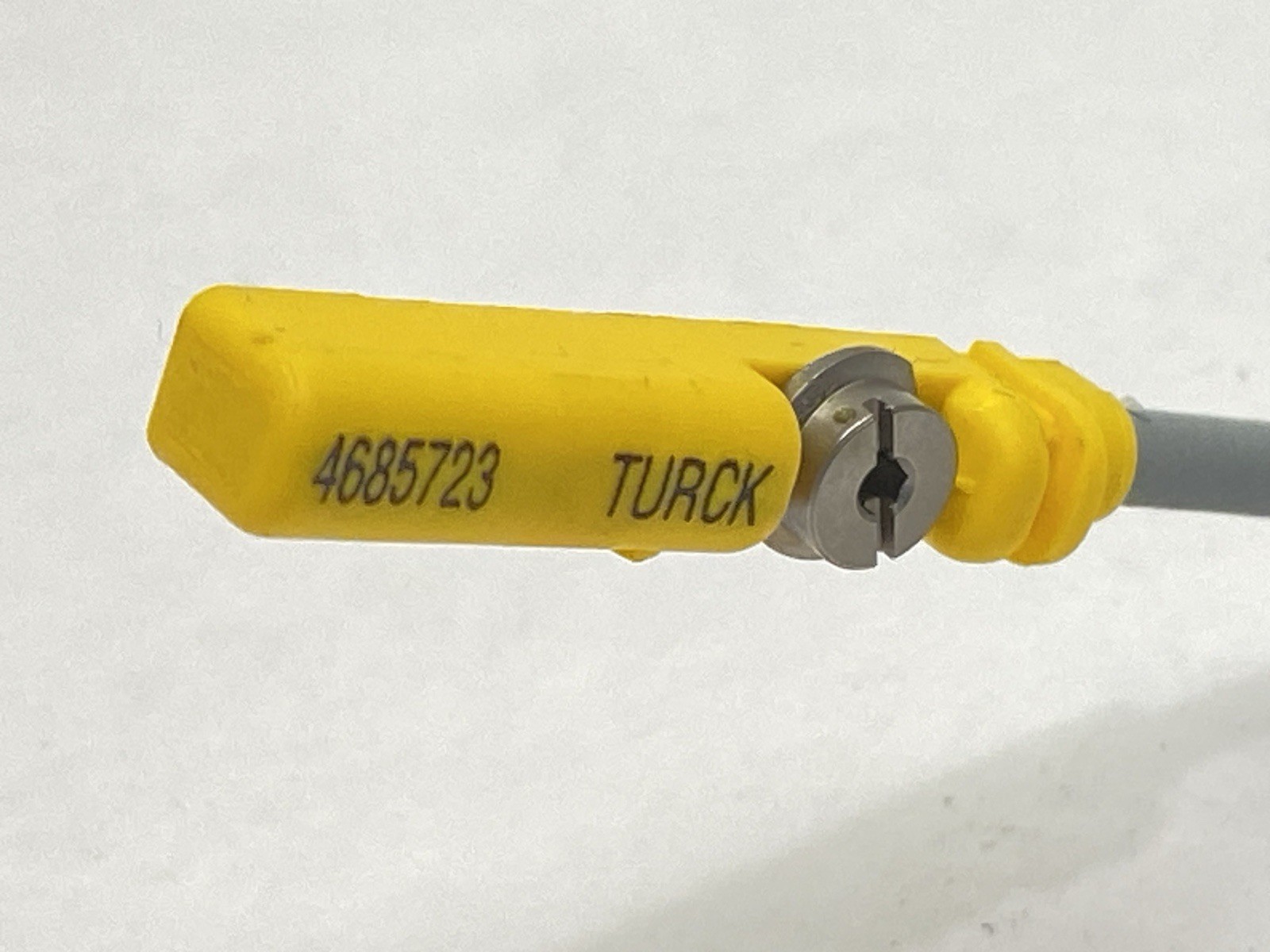 Turck BIM-UNT-AP6X-0.3-PSG3M Magnetic Field Sensor 10-30VDC 4685723
