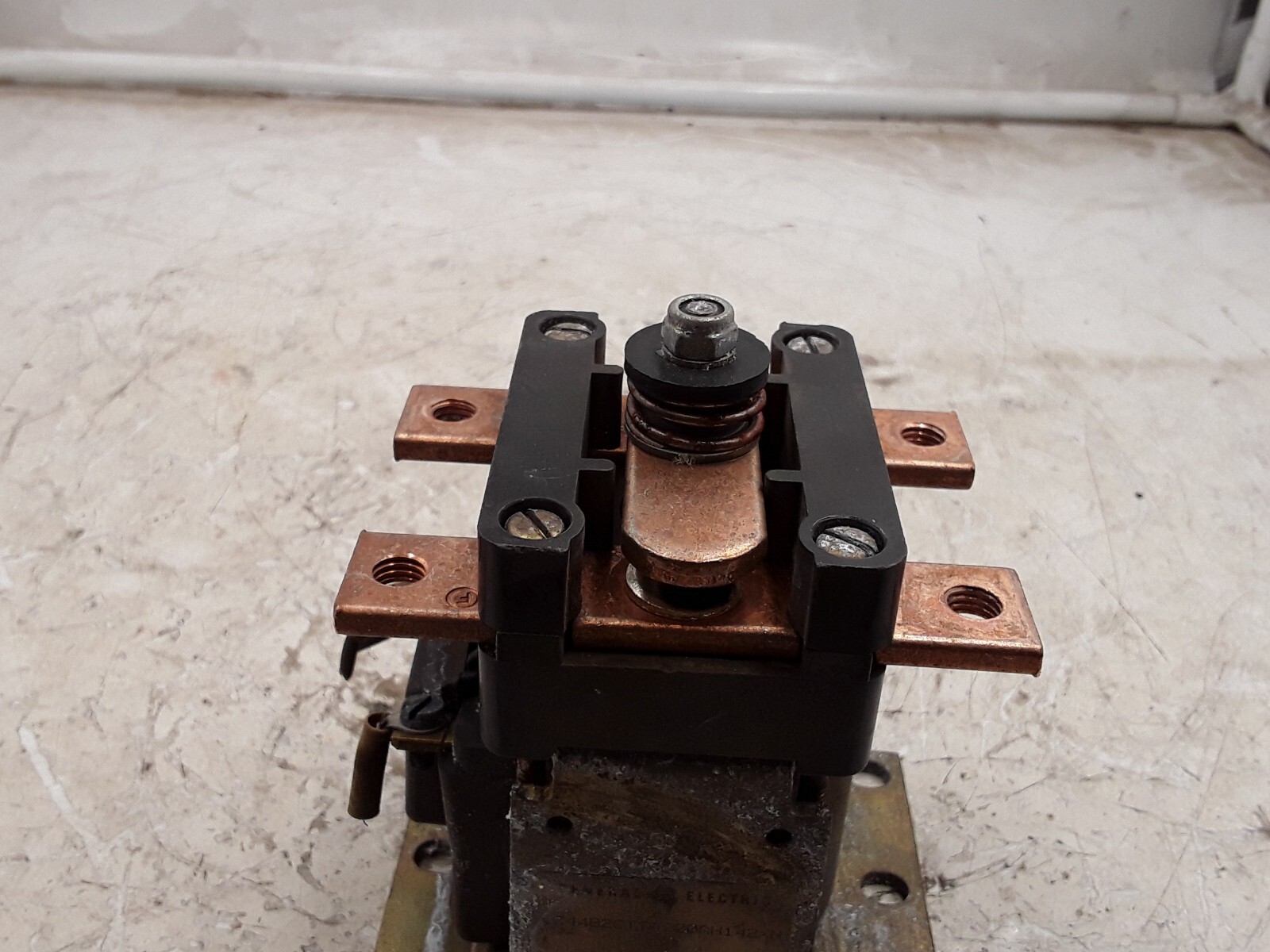 General Electric Contactor IC44B2CTTA300AH142XN