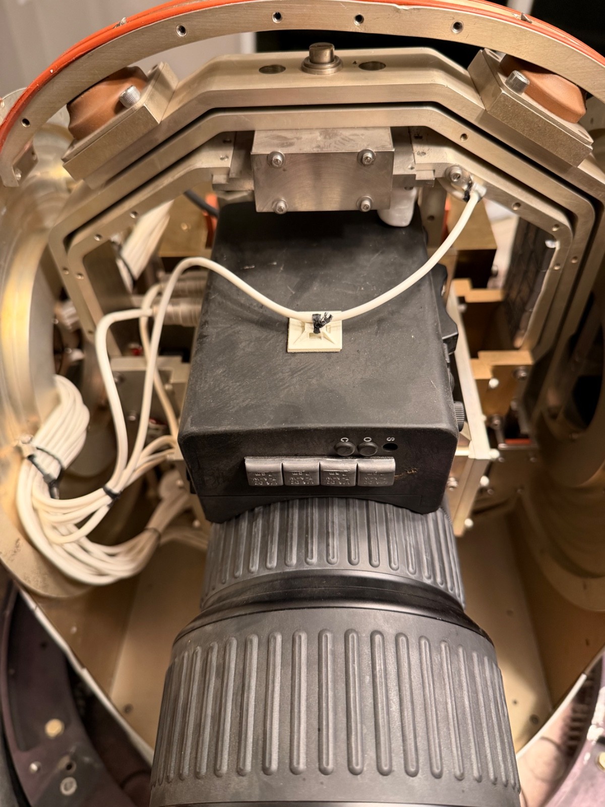 FLIR FSI Airborne EO Gimbal Camera Sony 3CCD Fuji Lens Gyro ISR Stabilized