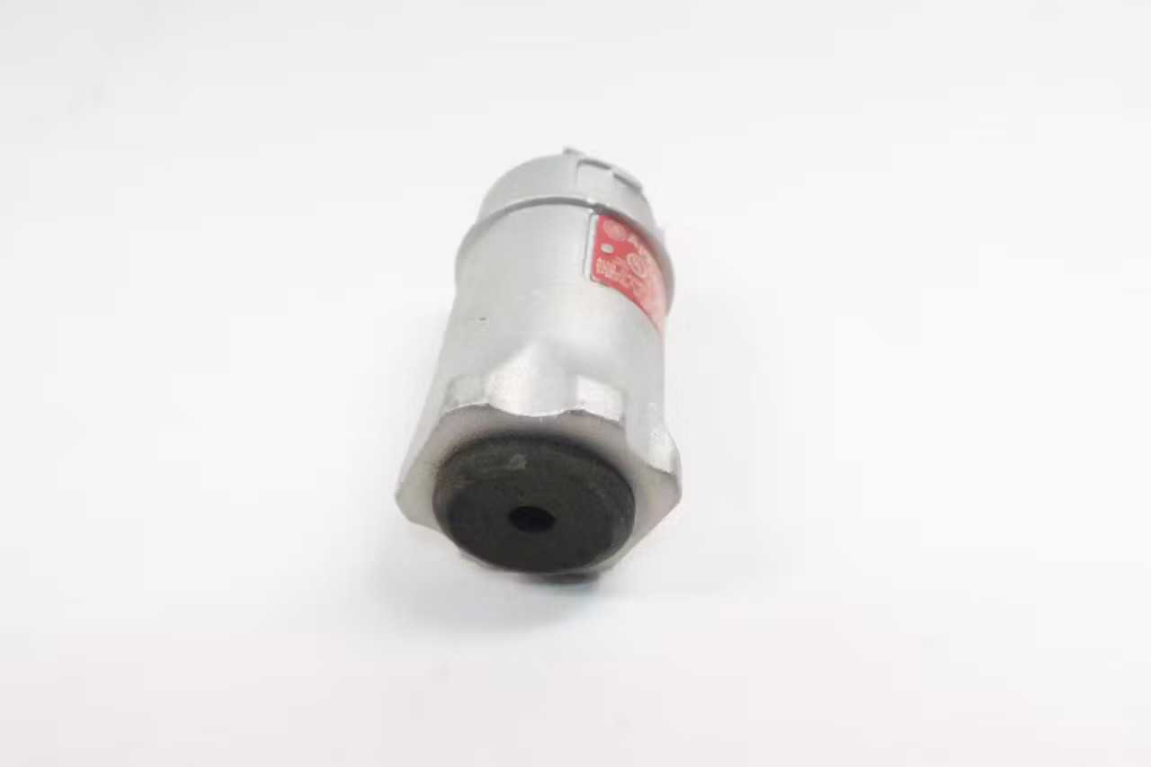 Appleton ECP2023 Plug 3p 2w 20a Amp 125v-ac