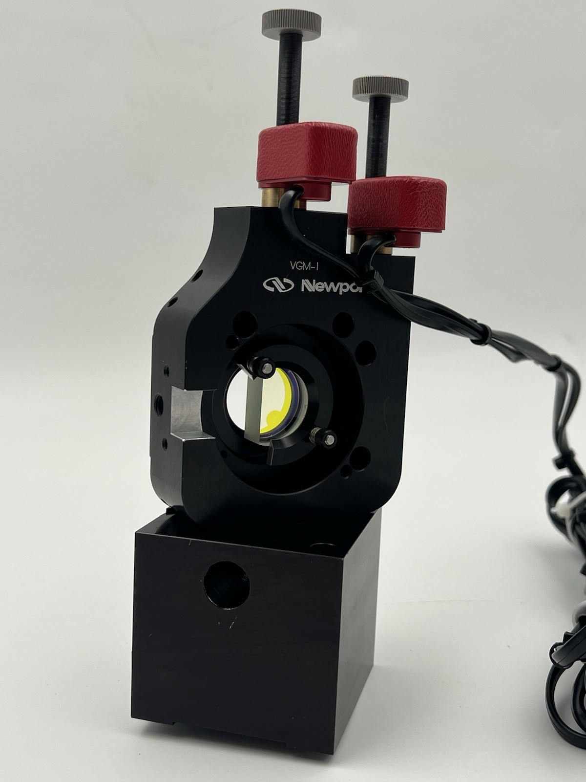 NEWPORT VGM-1 VERTICAL-DRIVE GIMBLE OPTICAL MOUNT