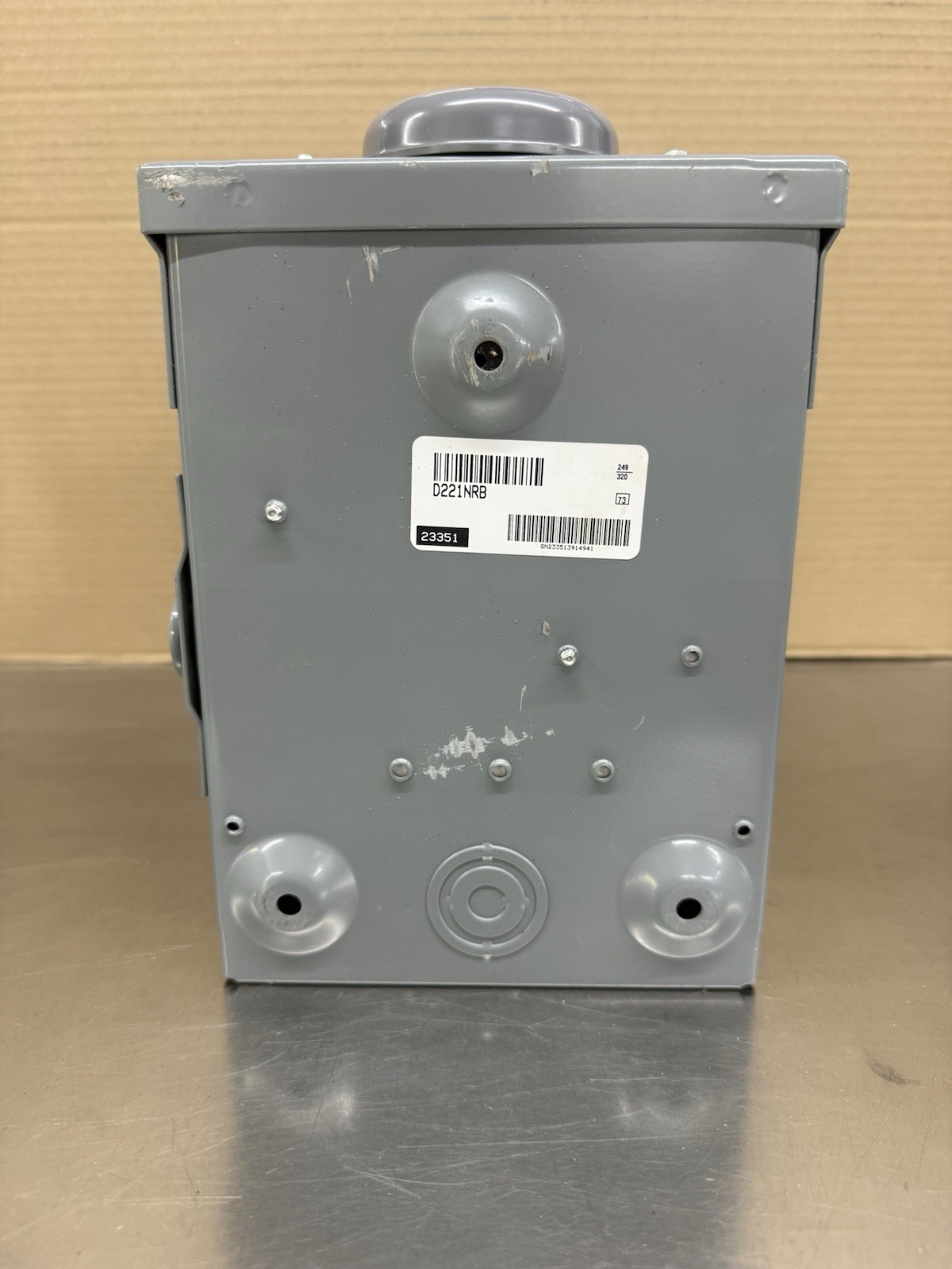 Square D D221NRB Fusible Safety Switch Disconnect 30A 240V Rainproof New