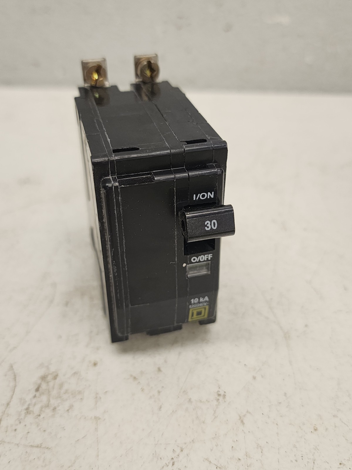 (7) Square D QO230 2-Pole 30 Amp 120/240V Plug-In Breaker Yellow D Trip Window