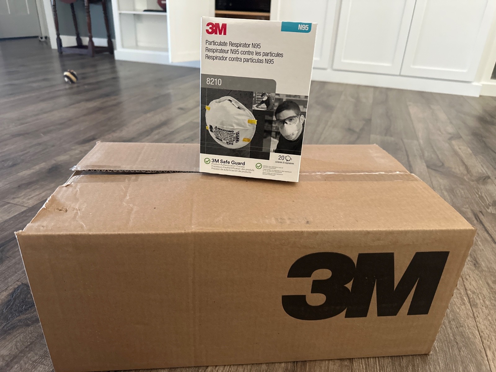 3M N95 Particulate Respirator Face Mask (8210) 20 pieces- Expired April 2025