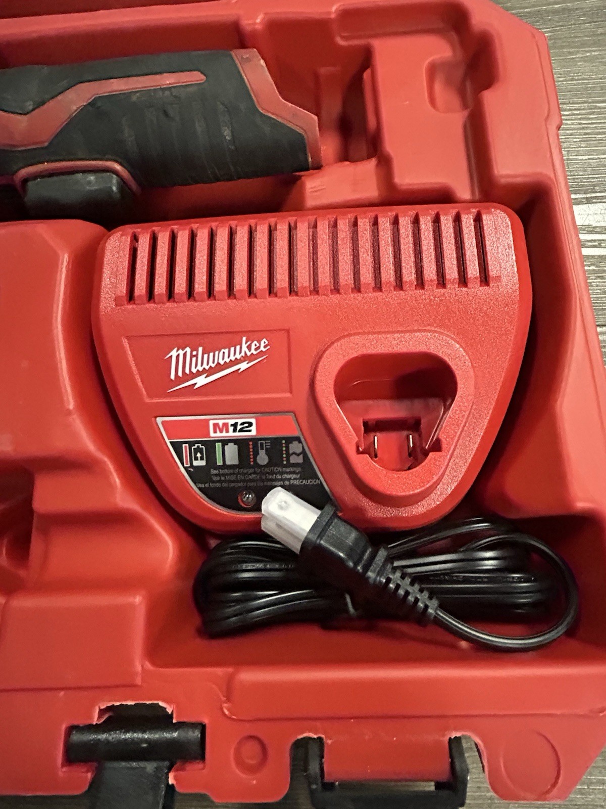Milwaukee 2471-20 M12 12V 12 Volt Cordless Copper Tubing Cutter in case w/1bat