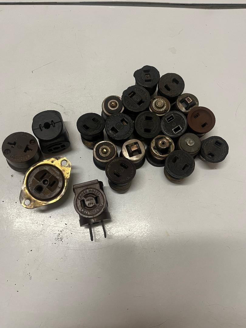 Lot of 29 Vintage Bakelite Electrical Screw in Plug Adapters