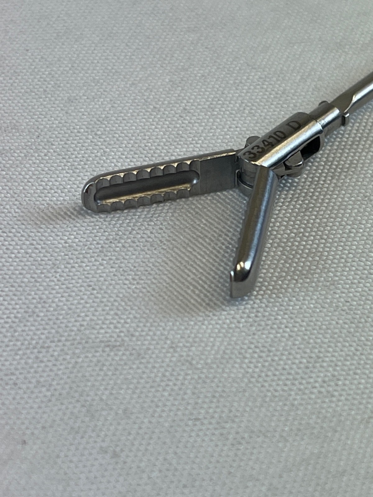 Karl Storz 33410D Spoon Shaped D/A Atraumatic Grasping Insert 5mm x 43cm Lap