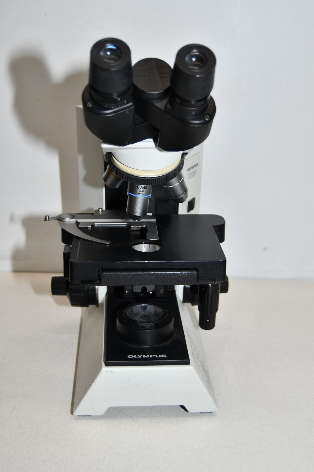^ Olympus CH30RF100 Binocular Microscope w/Objectives 4x 10x 40x 100x #X8134