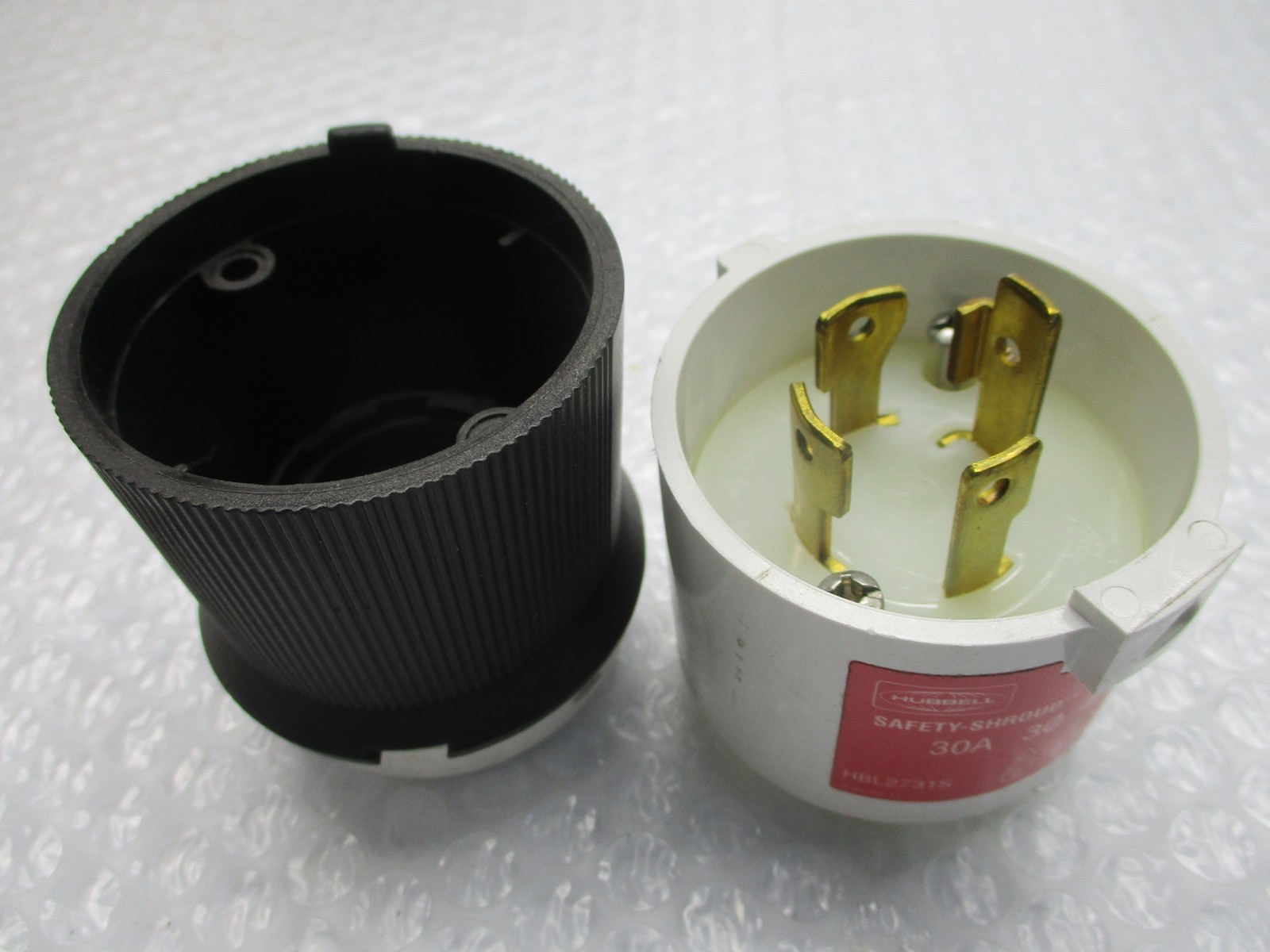 HUBBELL HBL2731S PLUG NSMP
