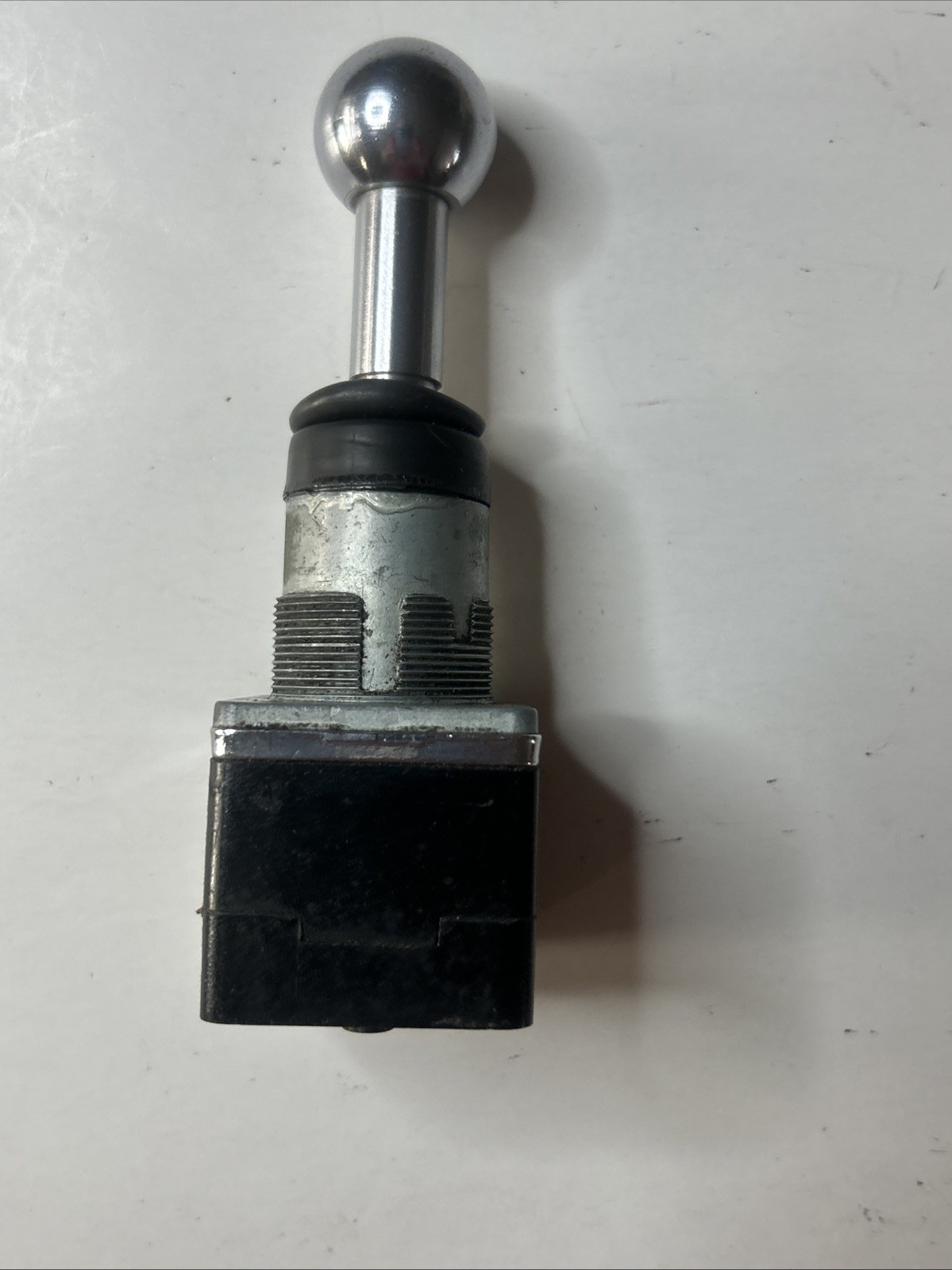 Square D 9001K35 Joystick Operator Type K35 C-65122-006 No Contact Blocks