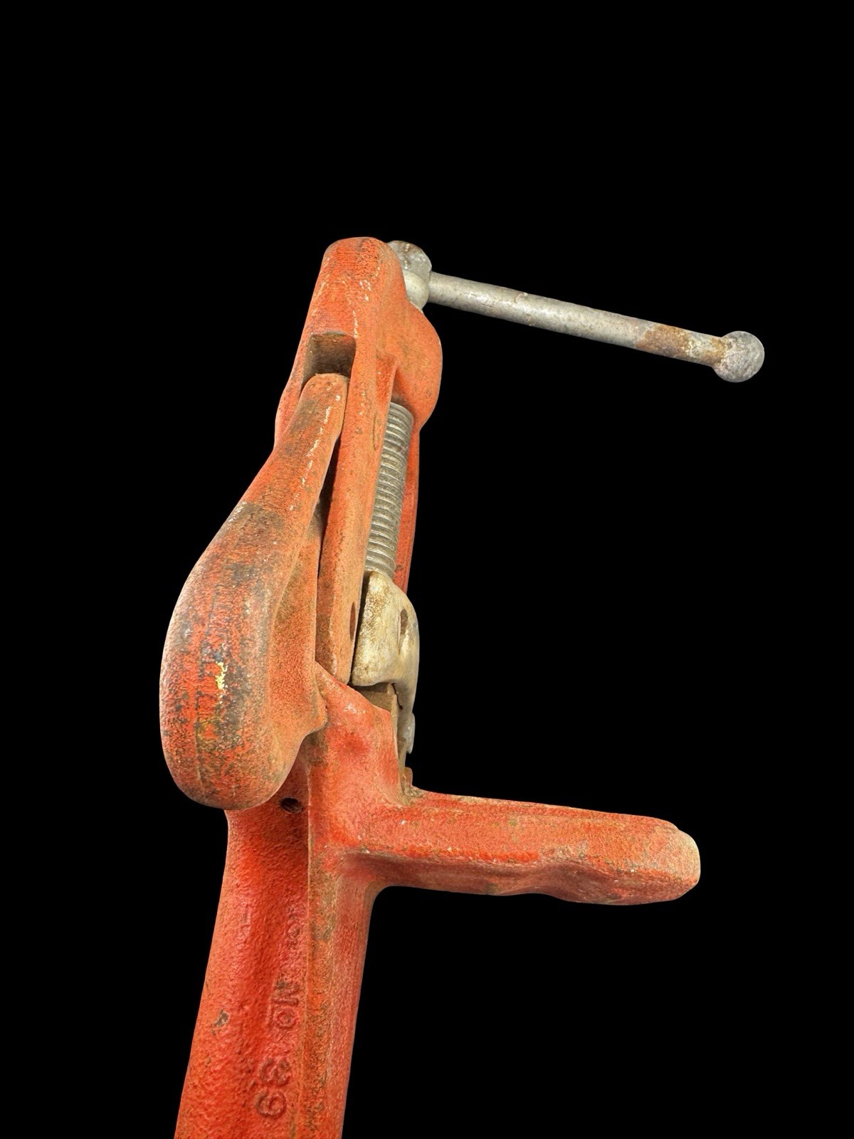 Ridgid No 39 Portable Pipe Vise 1/8″-2 1/2″ Clamp On 40125