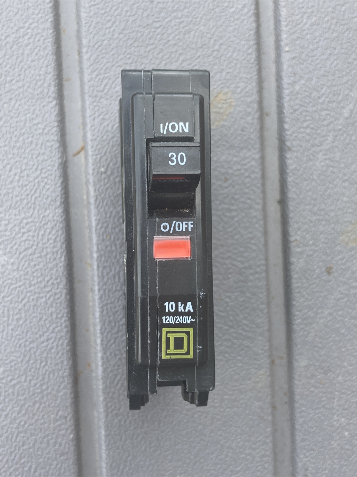 Square D QO130 30 Amp 1 Pole 120/240V Circuit Breaker Type QO Yellow D