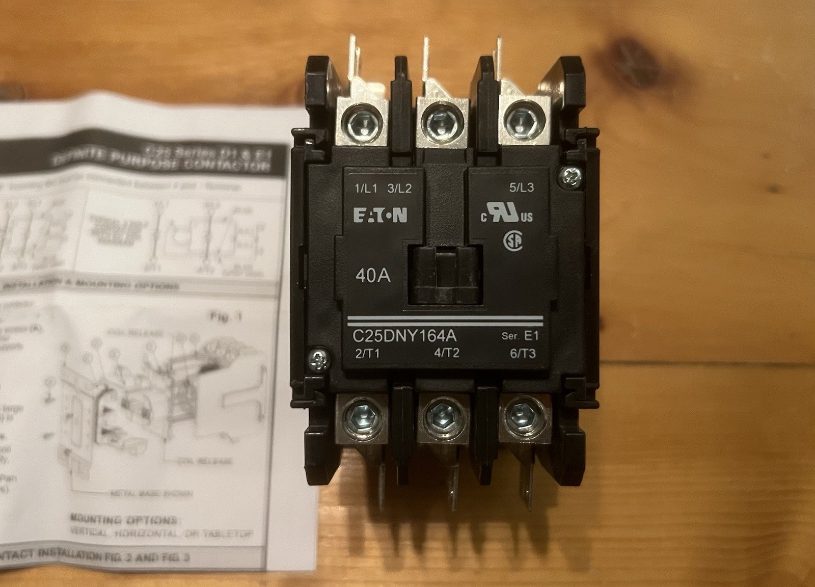 Eaton C25DNY164A Definite Purpose Contactor 3 Poles 110/120V AC 50/60HZ