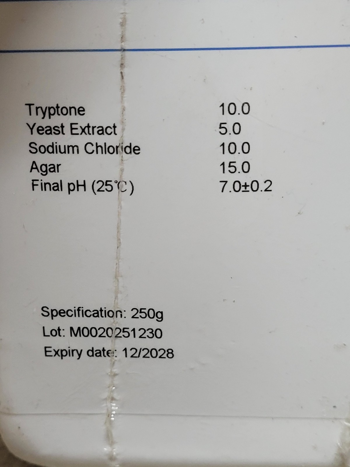 LB Agar, Bottled Dry Powder, Ph 7.0, 250G/Bottle Expires 12/2028