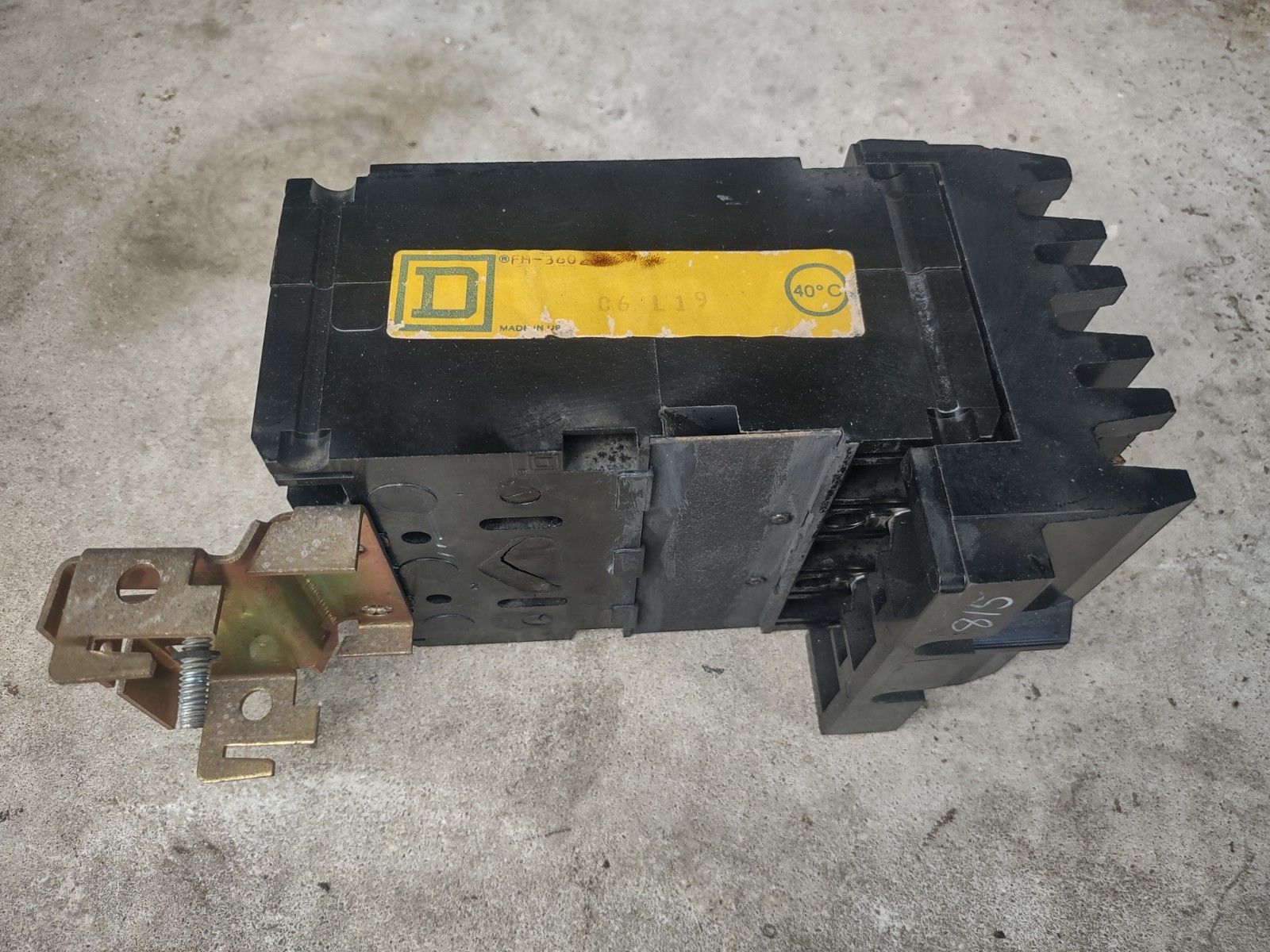 NEW OPEN BOX SQUARE D FH36020 3 POLE 20AMP 600v I-LINE CIRCUIT BREAKER STK H1234